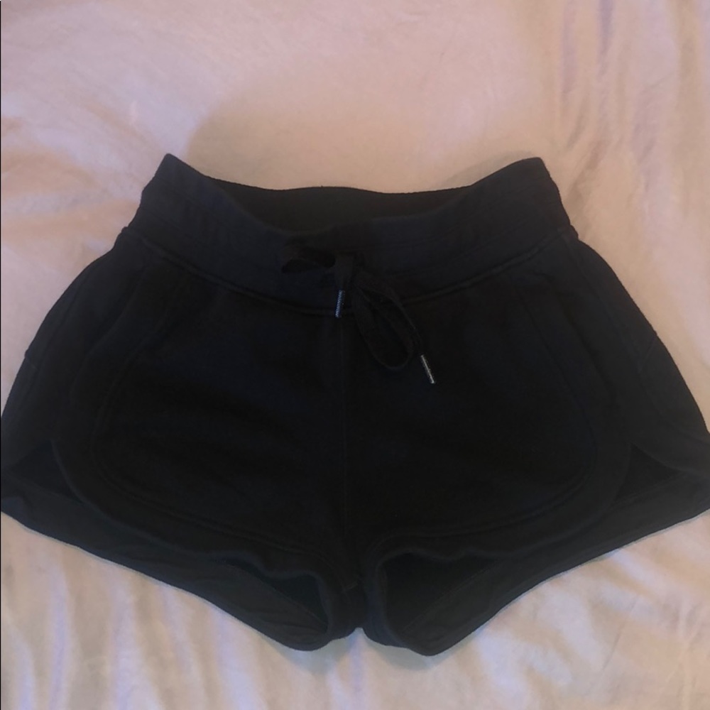 Lululemon shorts black size 2